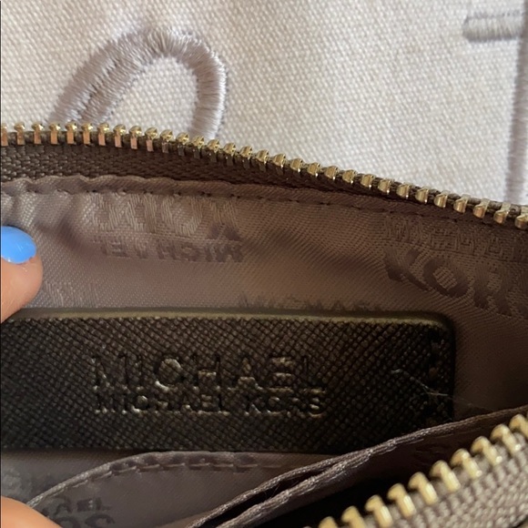 MICHAEL KORS WRISTLET - Picture 4 of 4